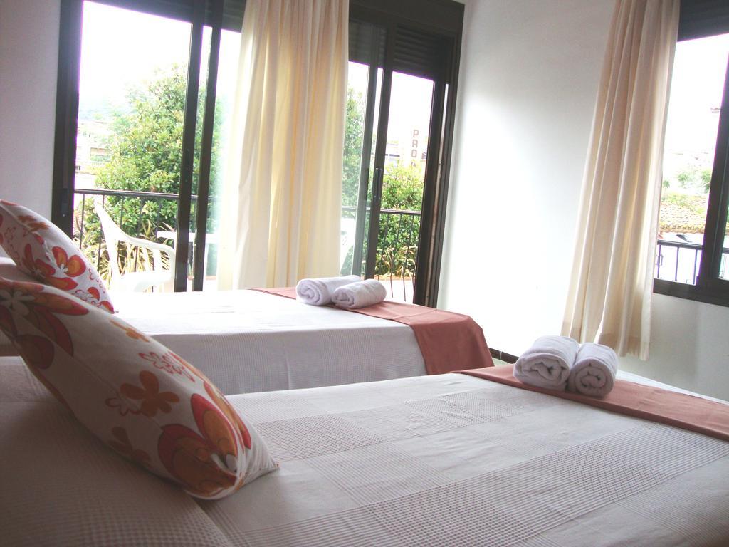 Hostal La Marina Platja d'Aro Oda fotoğraf
