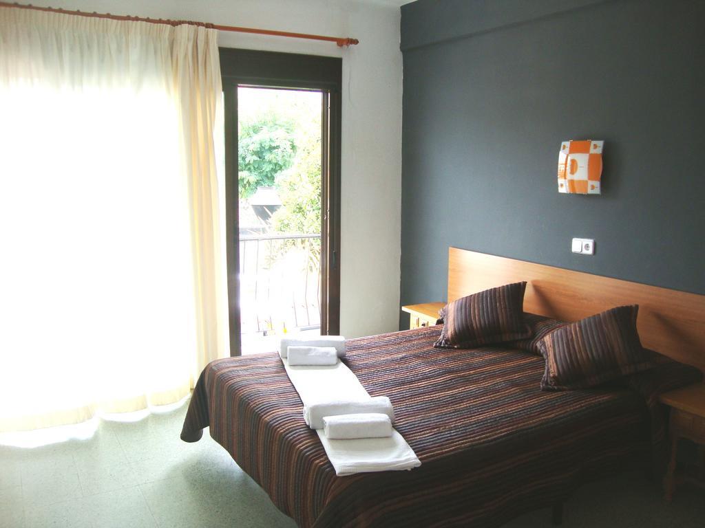 Hostal La Marina Platja d'Aro Oda fotoğraf