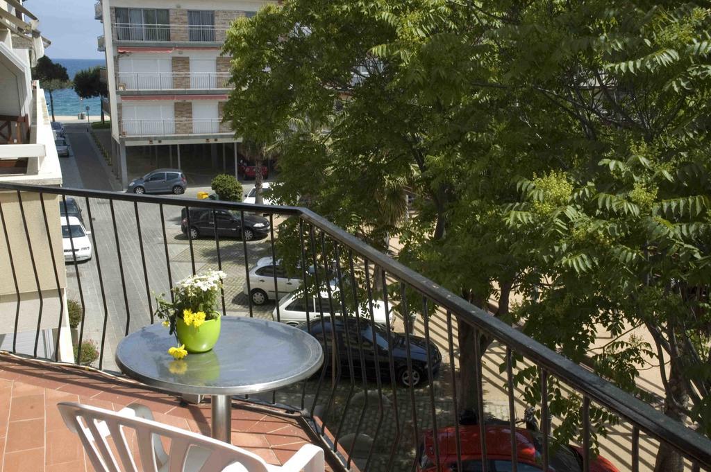 Hostal La Marina Platja d'Aro Dış mekan fotoğraf